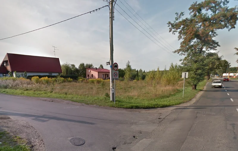 Obrazek do pytania - Co obecnie znajduje się w tym miejscu?