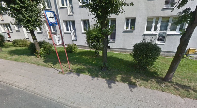 Obrazek do pytania - Tego przystanku dziś już nie ma. Jaka to ulica?