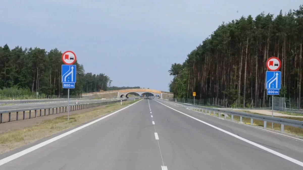 Uwaga kierowcy! Duże utrudnienia na S8, droga została zamknięta