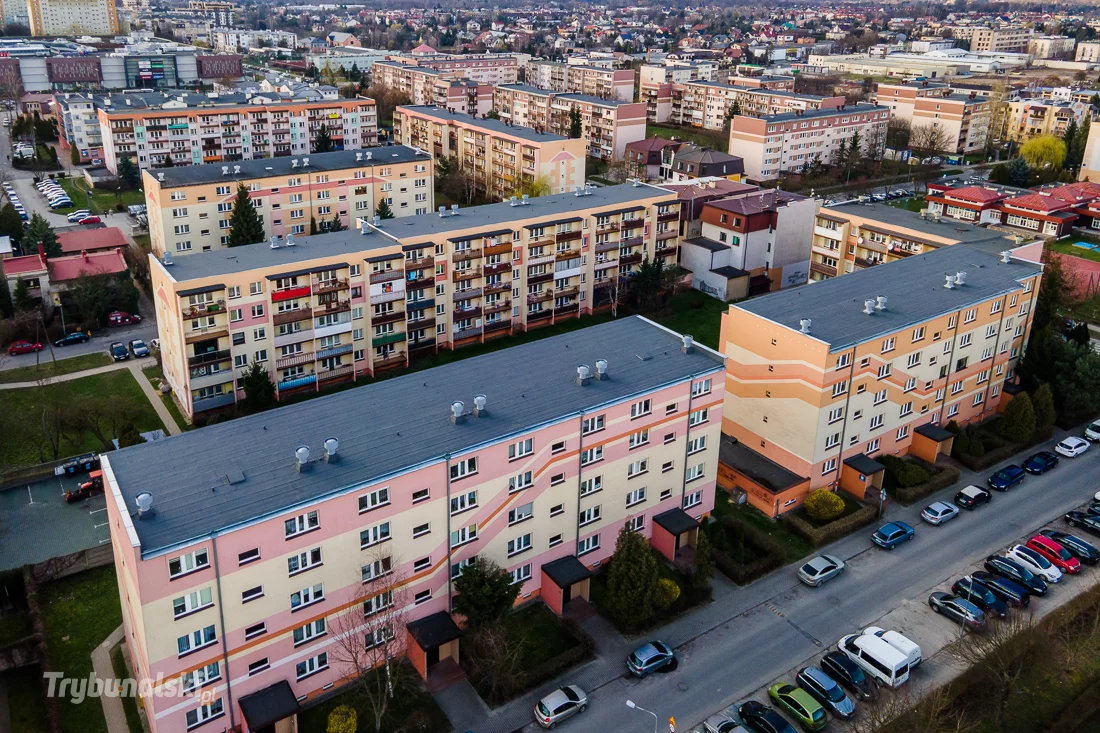 Nowy obiekt sportowy w Piotrkowie. Ma służyć zimą i latem