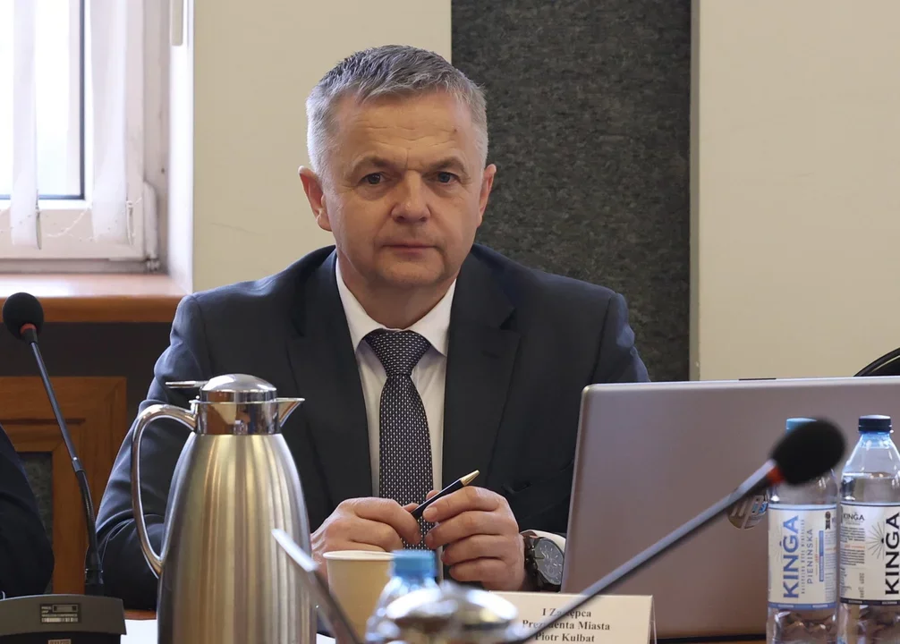Wiceprezydent Piotrkowa kontra mieszkaniec miasta. Włodarz chce zapłaty 100 tysięcy złotych