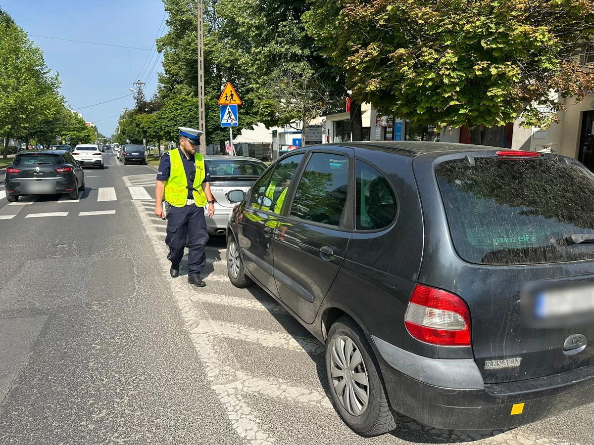 Uwaga kierowcy: Sypią się mandaty na osiedlach w Piotrkowie i powiecie