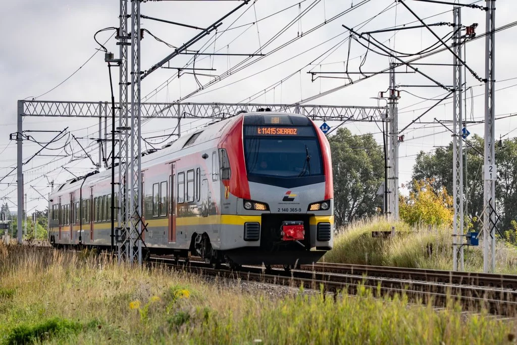 Nowe, szybsze pociągi z Piotrkowa Trybunalskiego. ŁKA zapowiada duże zmiany w rozkładzie jazdy