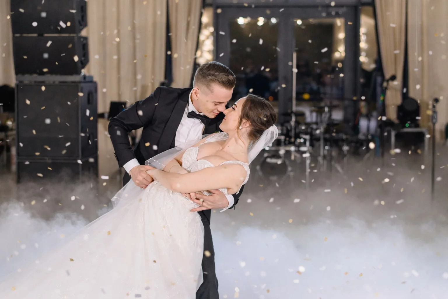 Poradnik Ślubny 2026 – wszystko, co warto wiedzieć o organizacji ślubu i wesela w Piotrkowie Trybunalskim