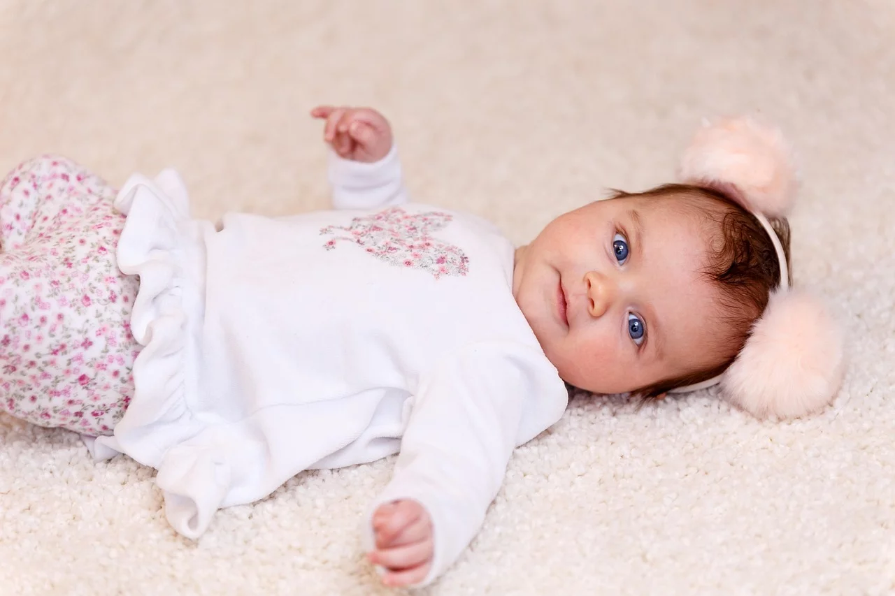 Najpopularniejsze imiona dla dziewczynek i chłopców w 2025 roku. Tak Piotrkowianie nazywają swoje dzieci