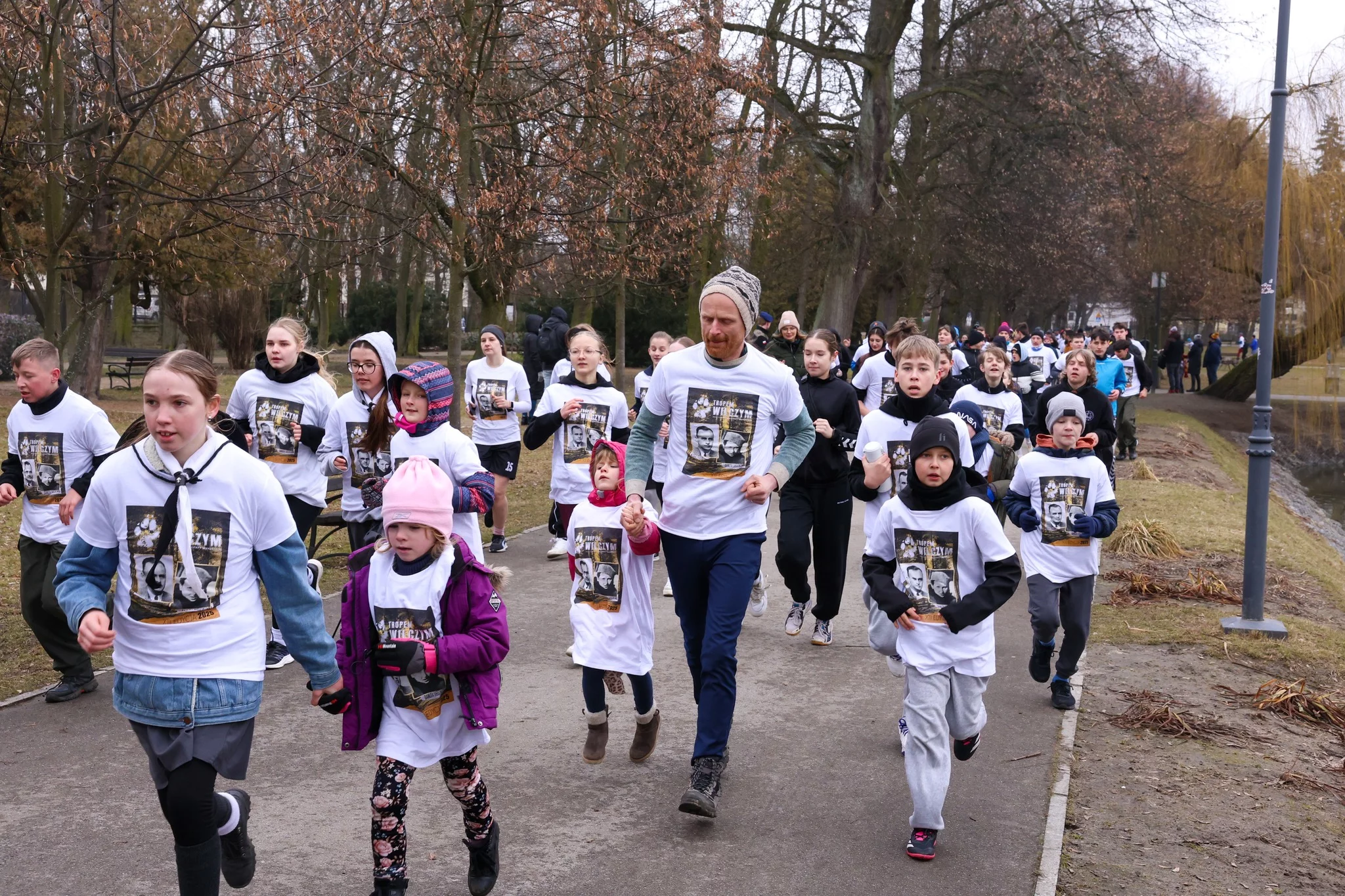 XIII Bieg Tropem Wilczym w Piotrkowie. Mieszkańcy uczcili pamięć Żołnierzy Wyklętych