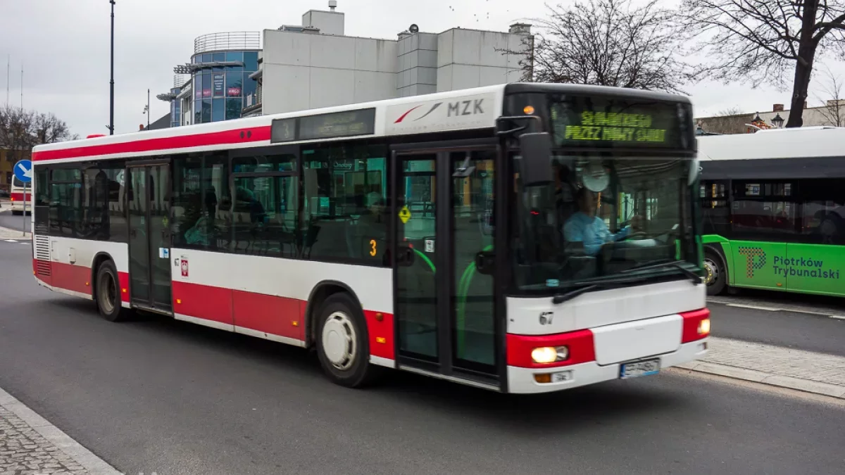 Zmiany w rozkładach jazdy MZK w Piotrkowie. Od czwartku autobusy pojadą inaczej!