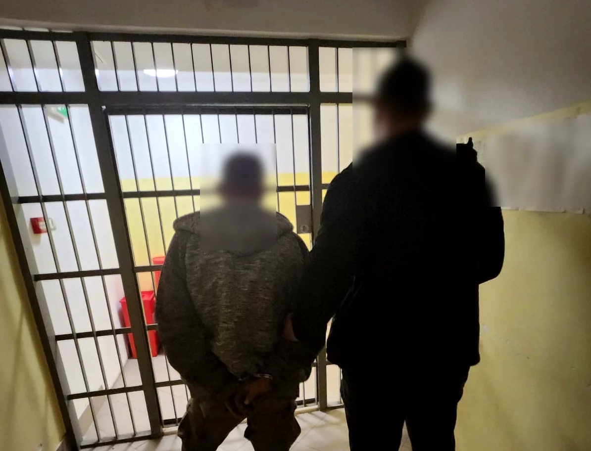 Diler z Moszczenicy wpadł w głupi sposób. Policjanci od razu wyczuli, iż coś tu nie gra