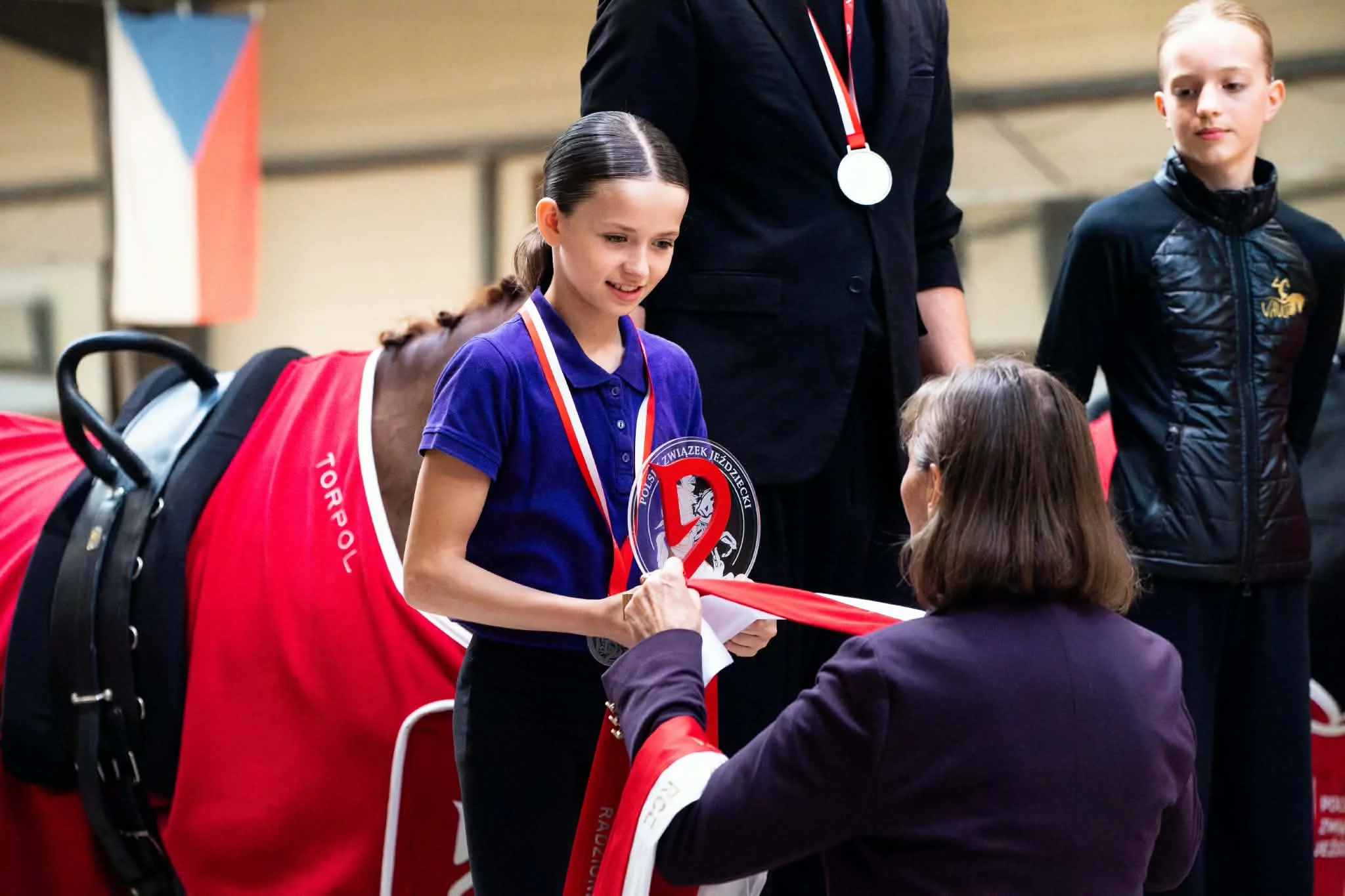 10-letnia piotrkowianka wicemistrzynią Polski. Kornelia zdobyła srebro w woltyżerce
