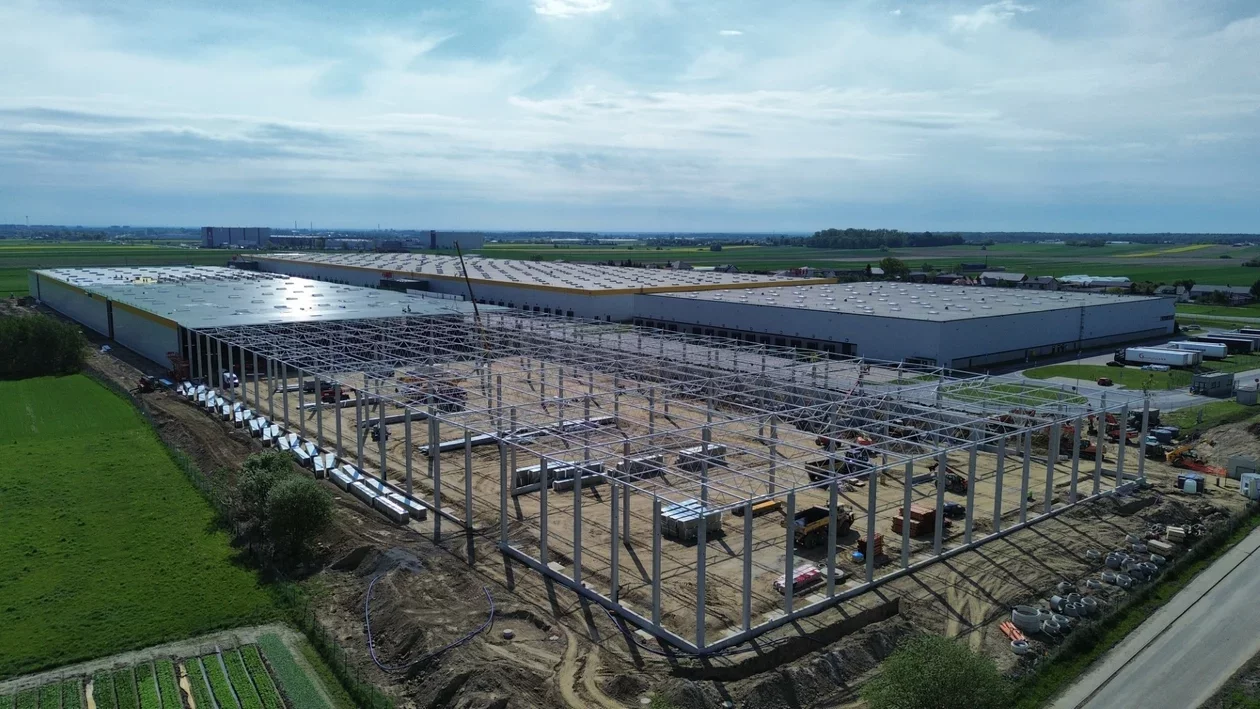 Gigant inwestuje pod naszym miastem. Będzie nowe centrum i miejsca pracy