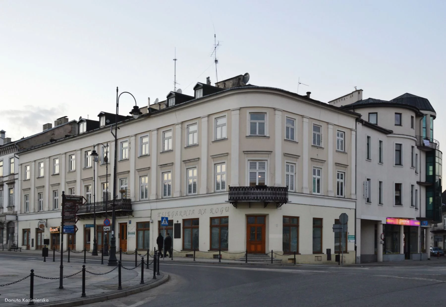 Kamienica przy Słowackiego 1 w Piotrkowie. Zabytkowy budynek to jeden z najstarszych w tej okolicy [ZDJĘCIA]