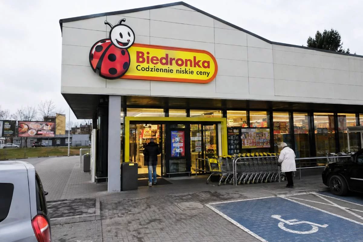 Niebezpieczna książka dla dzieci trafiła do Biedronki. Sieć wydała pilny komunikat