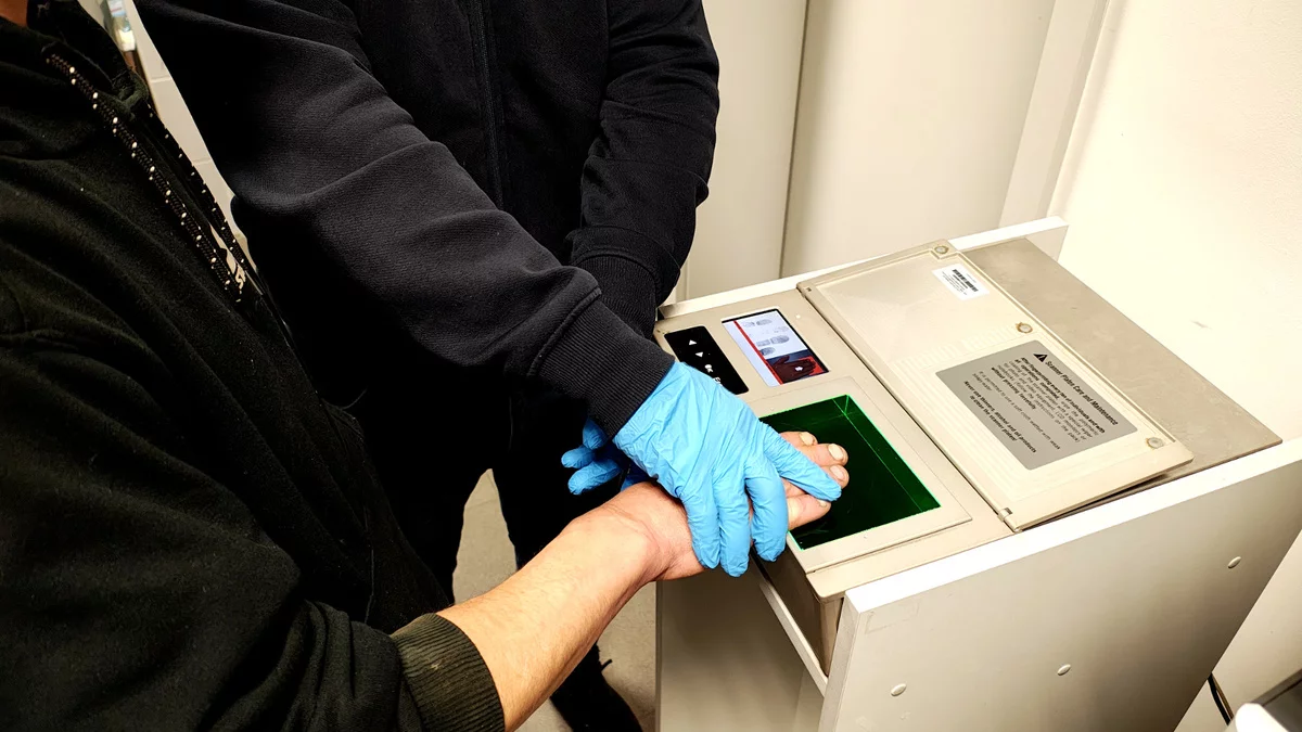 Pijacka podróż zakończy się więzieniem? Piotrkowscy policjanci zatrzymali 41-latka