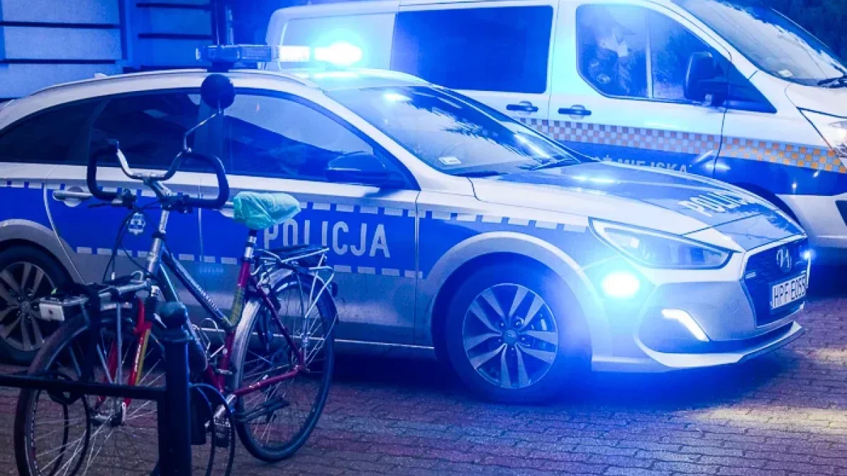 Ekshibicjonista grasuje w Piotrkowie. Mieszkańcy ostrzegają