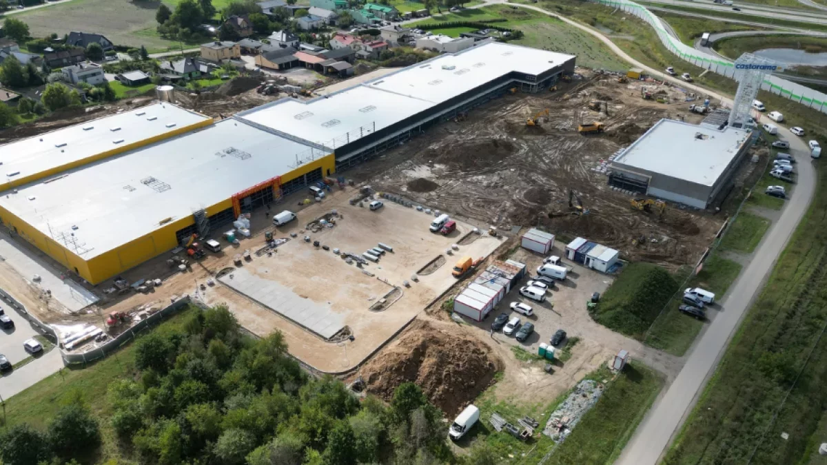 W woj. łódzkim powstaje ogromne centrum. Będą nowe sklepy, punkty usługowe i miejsca pracy