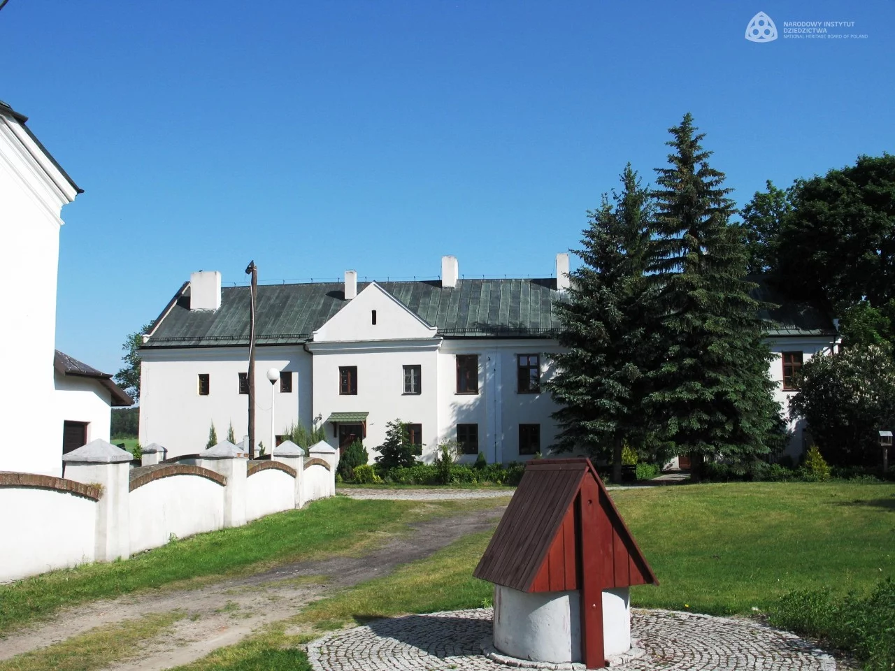 Zakonnicy założyli tu pierwszy klasztor już w XII wieku. Zaczęło się od trzech mnichów z Francji [ZDJĘCIA]