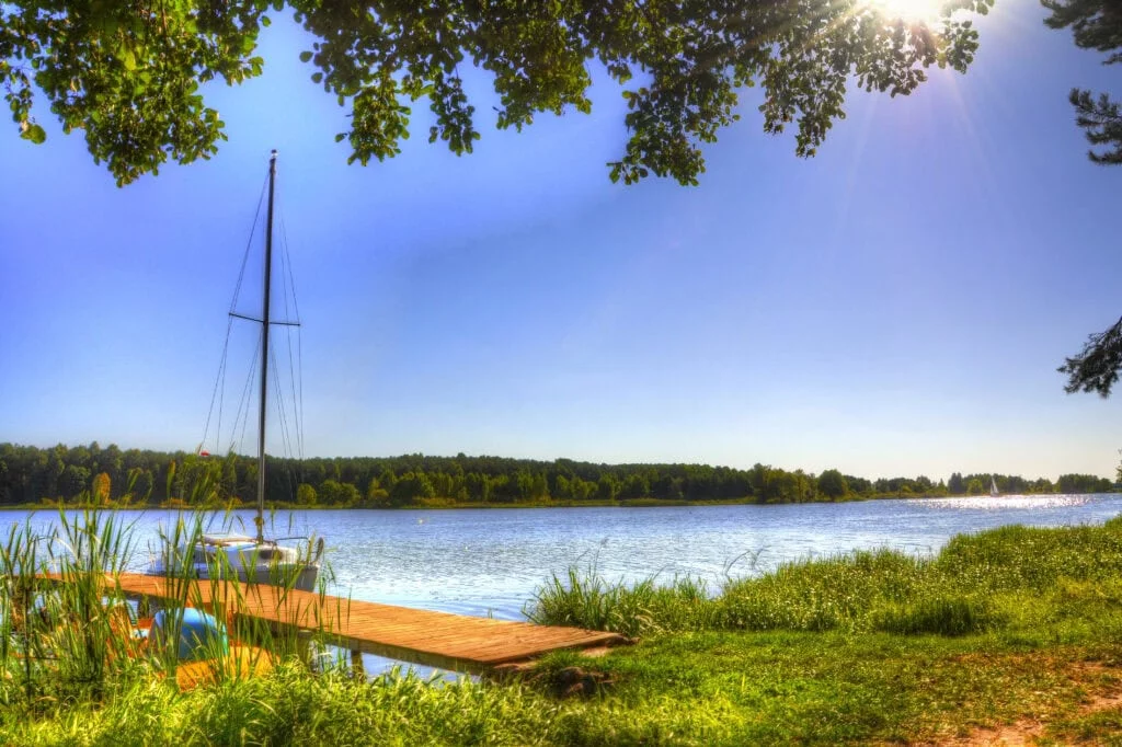 Czy spuszczą wodę z Zalewu Sulejowskiego? Między faktem a fake newsem