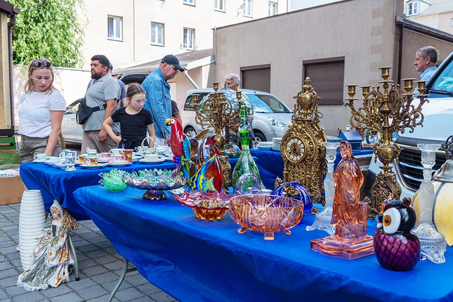 Piotrkowska Giełda Staroci. Sprawdź, co kolekcjonerzy znaleźli na stoiskach [ZDJĘCIA]