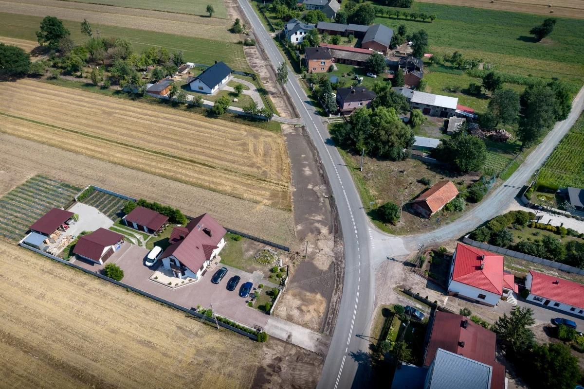 Trwa remont kluczowej drogi w Łódzkiem. Inwestycja kosztuje prawie 50 milionów złotych