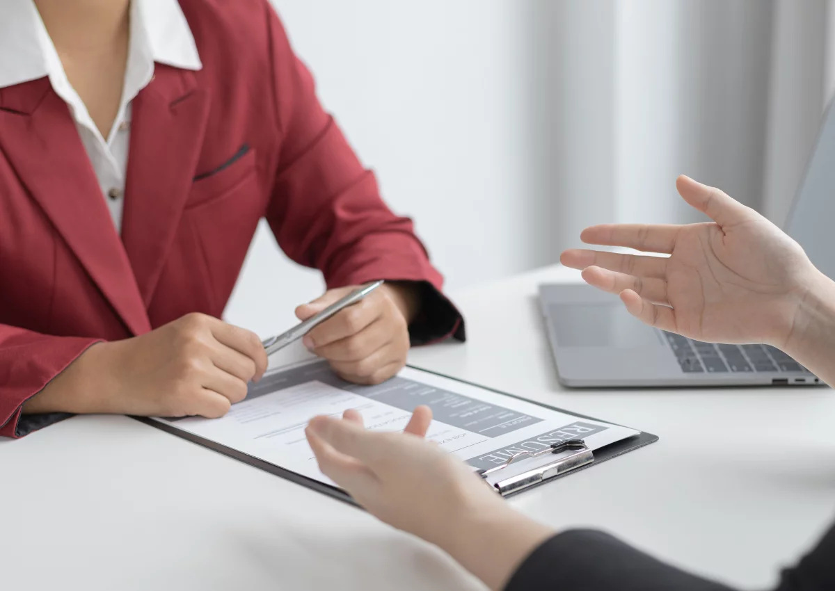 Nowe oferty pracy w woj. łódzkim. Płacą prawie 6900 zł brutto, a studia nie zawsze są potrzebne