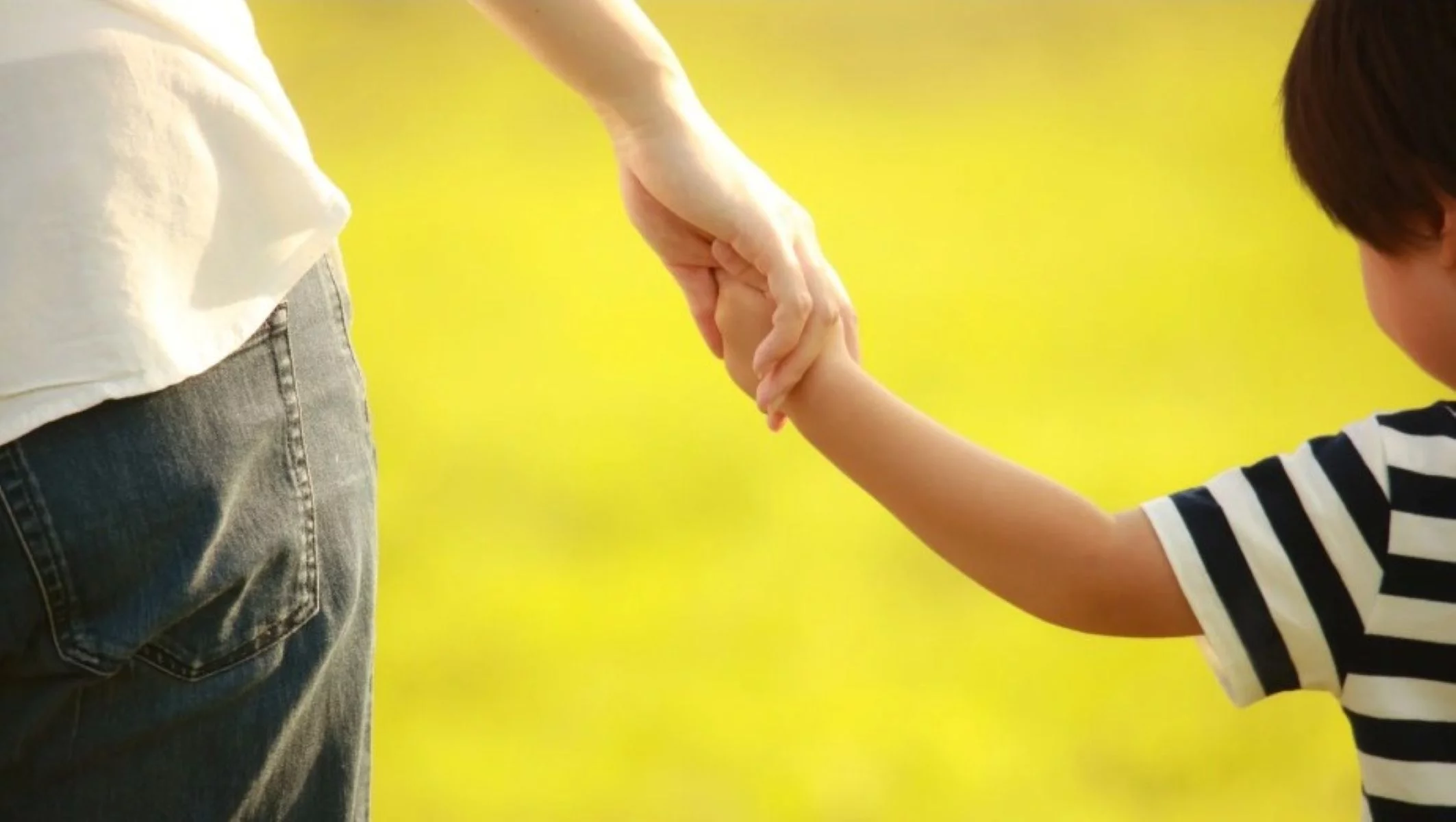 Rodzice mogą już składać wnioski o to świadczenie. Byle nie papierowe!