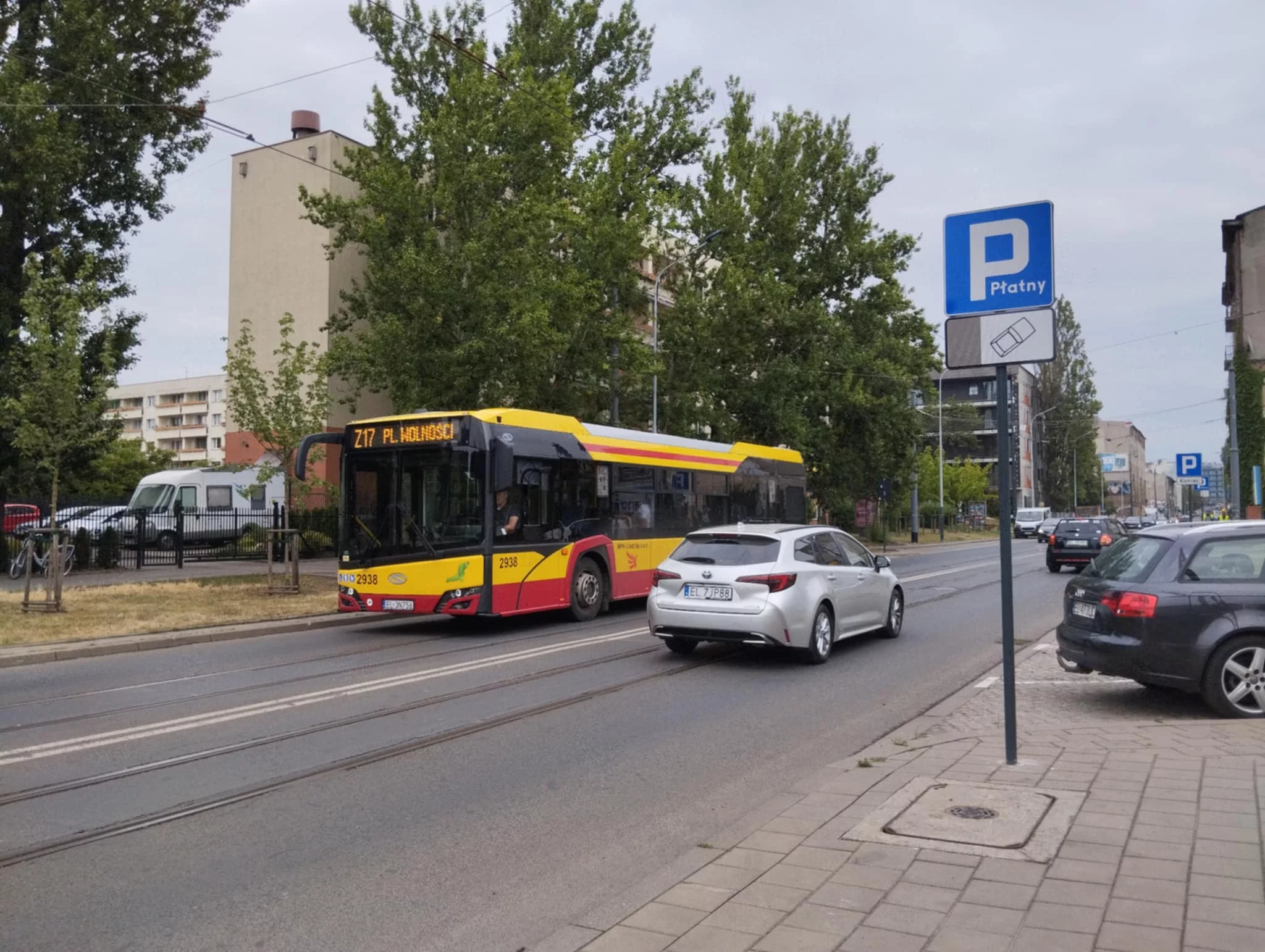 Ważne ulice i skrzyżowania w Łodzi bez tramwajów. Utrudnienia dla pasażerów MPK Łódź