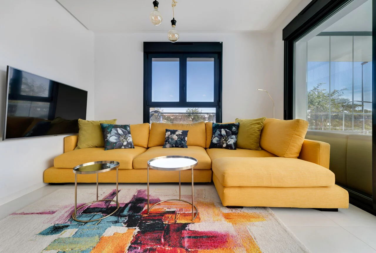 Jak dobrać dywan do narożnika? Praktyczne wskazówki