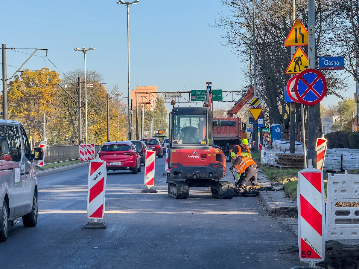 Remonty kilku ważnych dróg w Łodzi dobiegają końca. niedługo koniec utrudnień na jednej z głównych łódzkich arterii