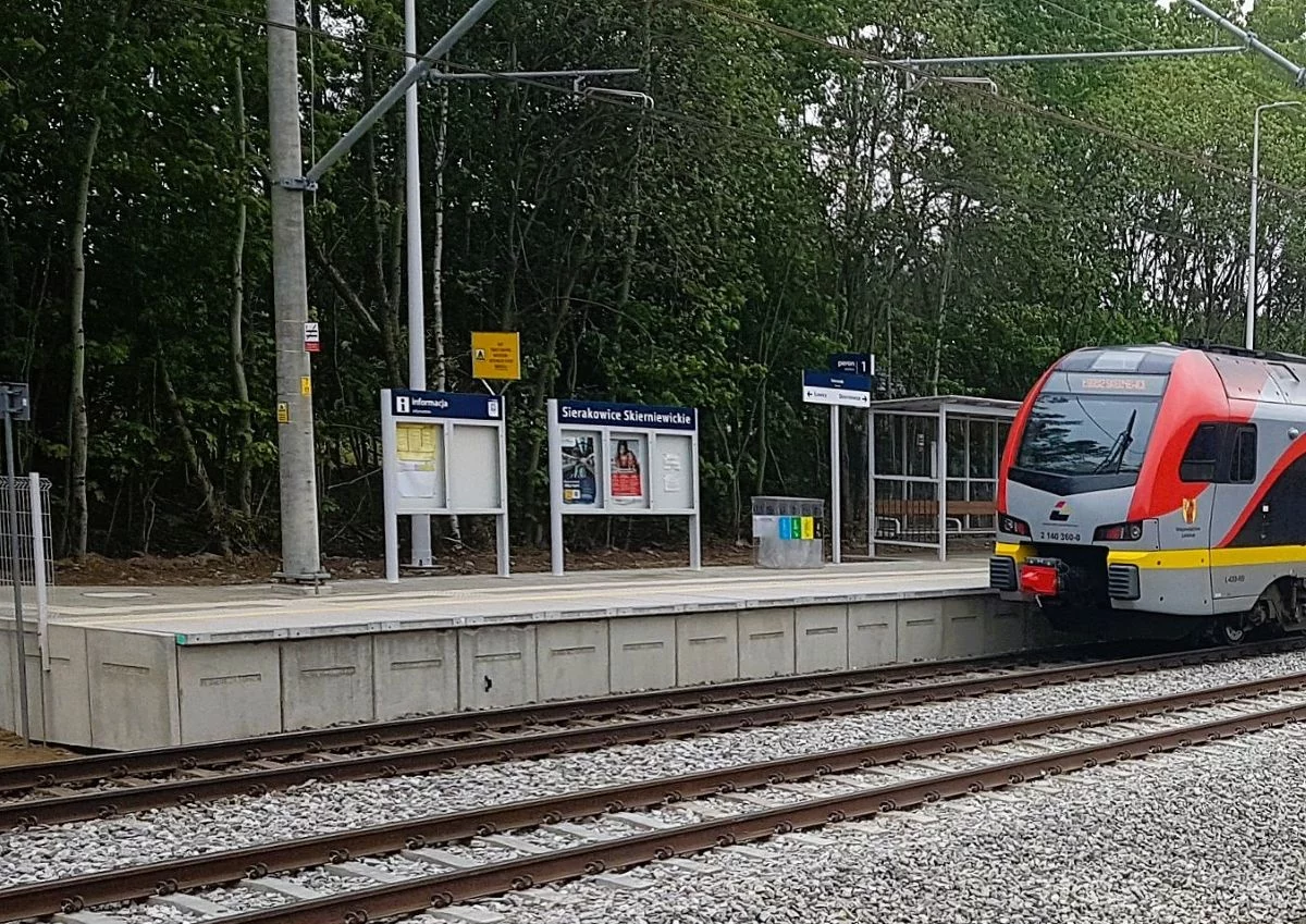Wielka przebudowa torów w Łódzkiem przyspieszyła. Pociągi wróciły wcześniej niż planowano
