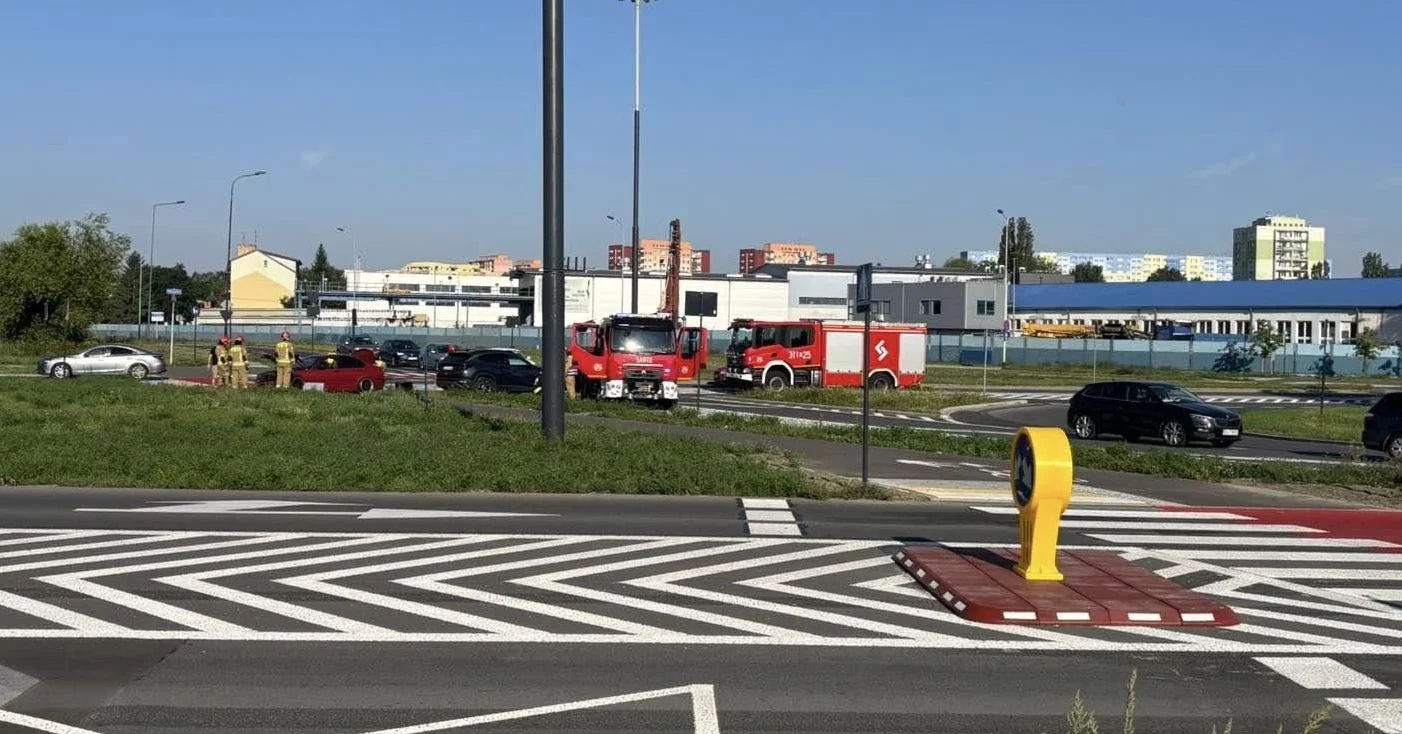 Wypadek przy szpitalu w Łodzi. Ranny motocyklista