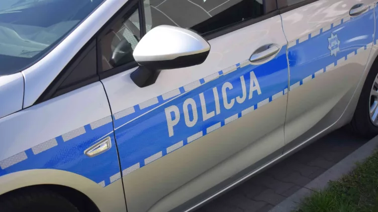 Seria niebezpiecznych zdarzeń drogowych w Łódzkiem. Policja apeluje o ostrożność