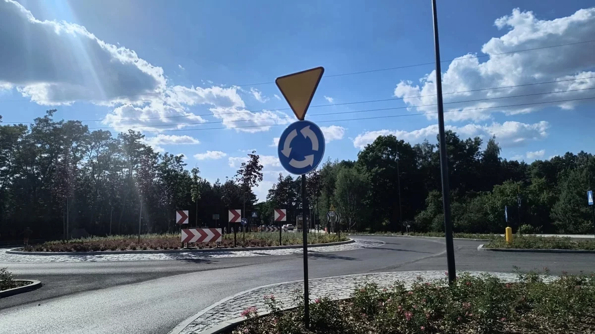 Nowa droga na Teofilowie gotowa od miesięcy, ale wciąż zamknięta. Jest plan na otwarcie trasy