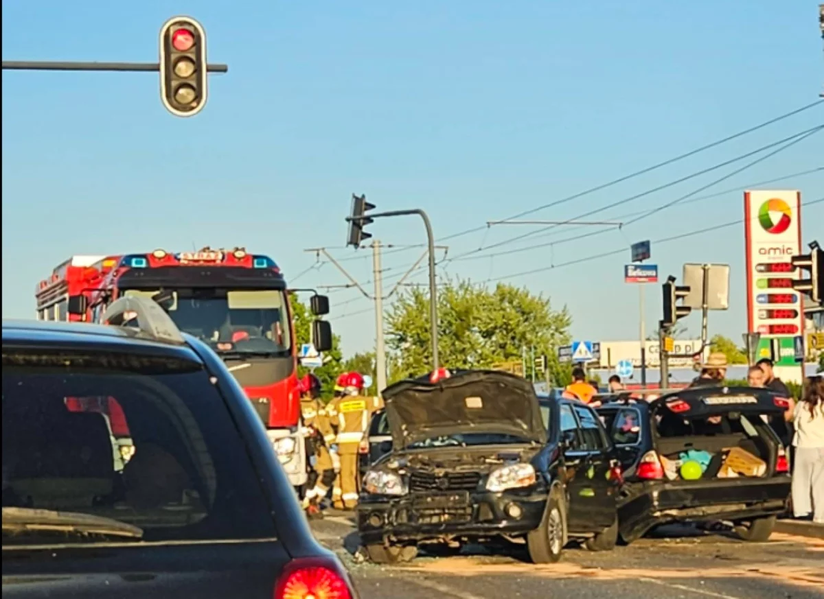 Groźny karambol na łódzkich Bałutach. Kierowca BMW miał ponad 2 promile alkoholu
