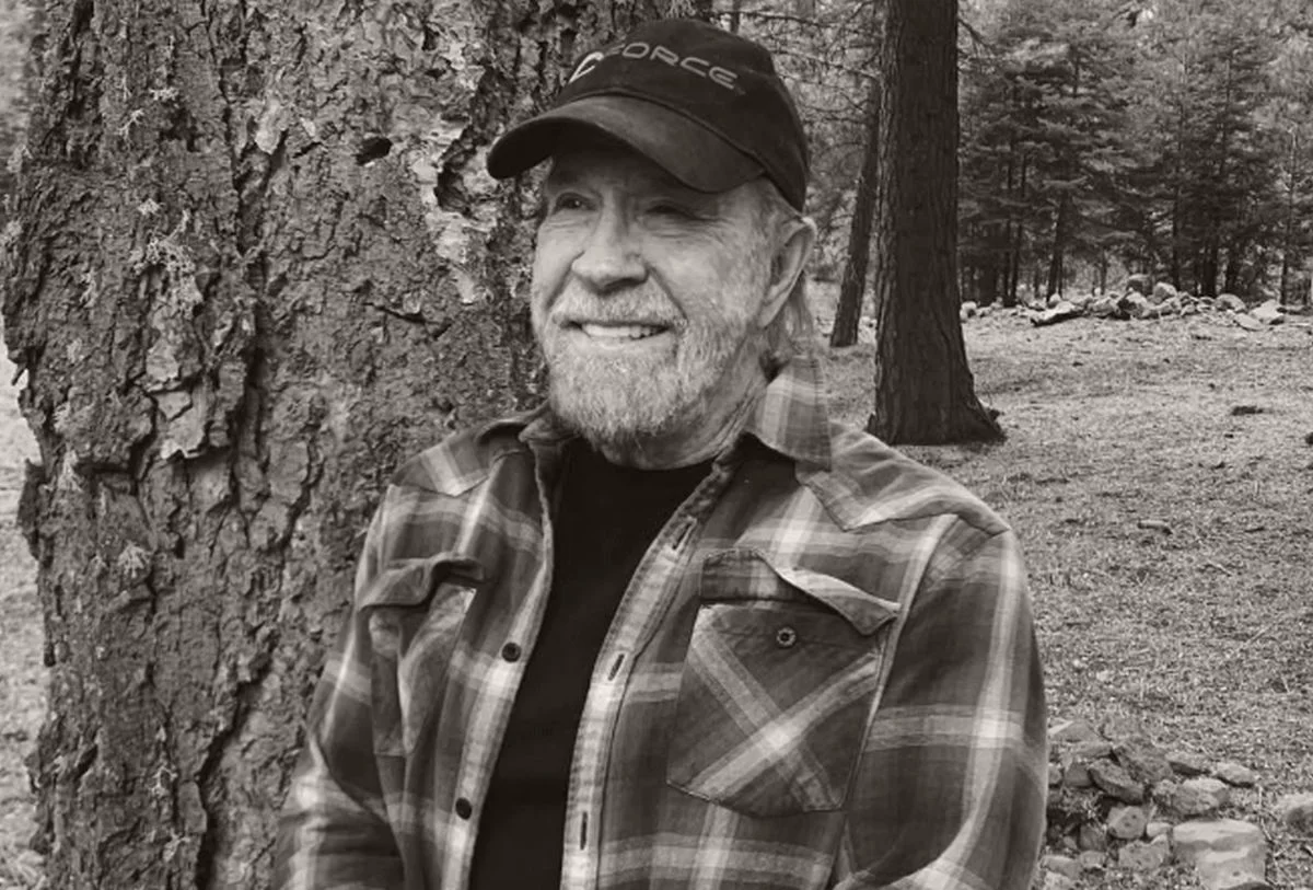 Na "Strażniku Teksasu" wychowały się pokolenia. Chuck Norris nie żyje