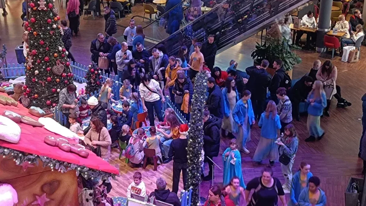 Przed świętami sklepy będą czynne dłużej. Do której godziny? Sprawdźcie