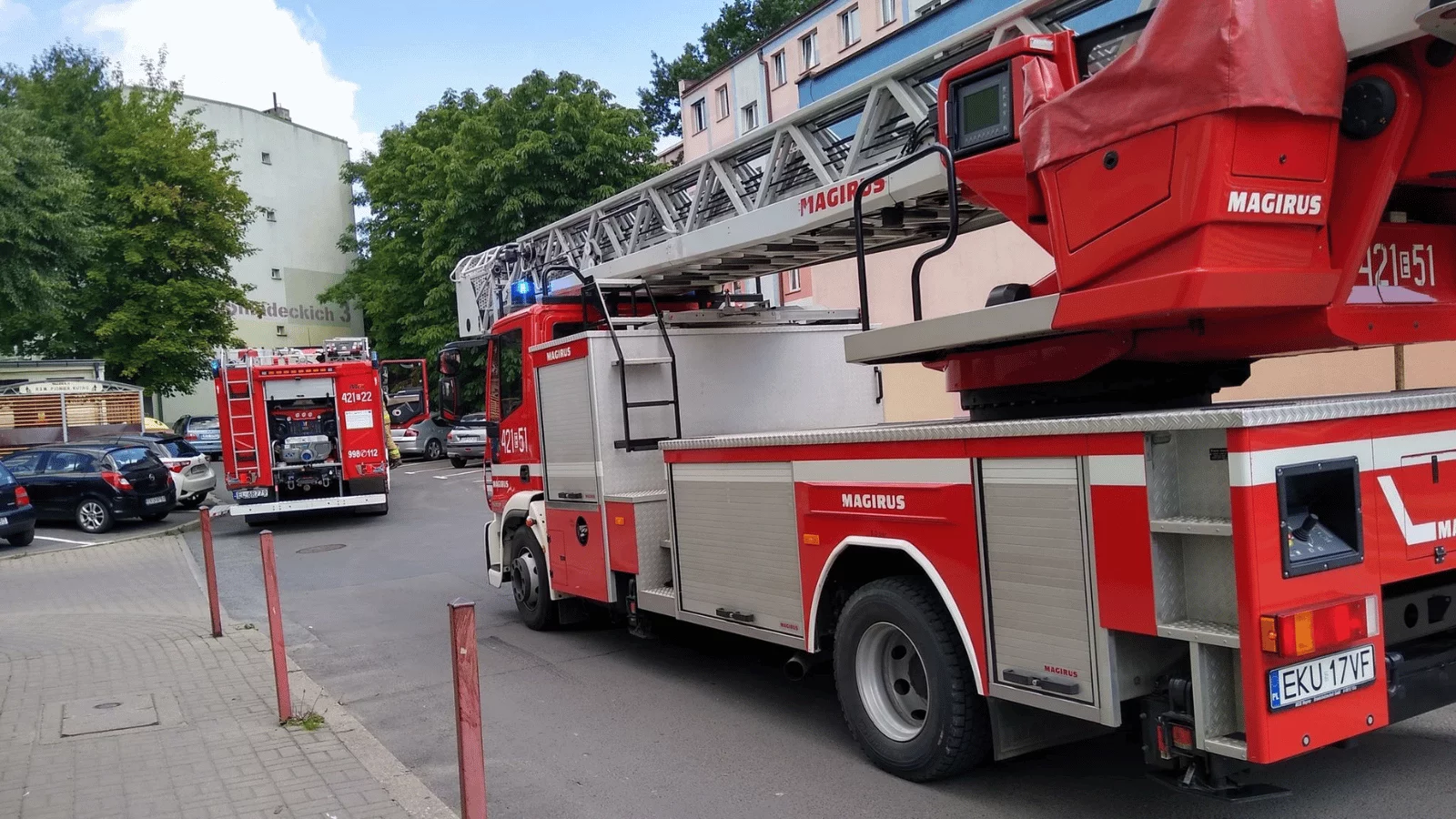 Tragedia na dachu jednego z łódzkich wieżowców. Nie żyje mężczyzna