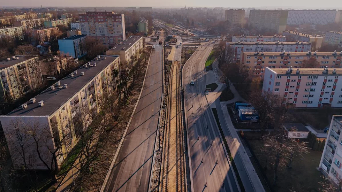 Dwa miesiące opóźnienia na starcie. Falstart wielkiej przebudowy na Górnej