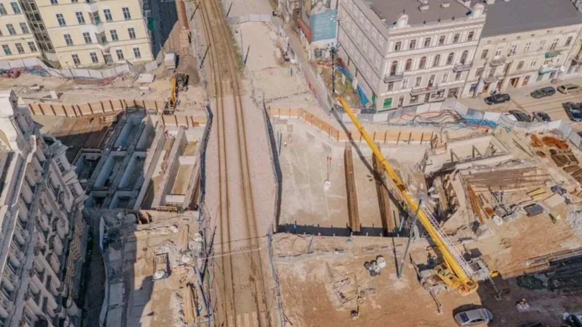 Tarcza TBM Katarzyna cały czas stoi. 100 kamienic na trasie tunelu średnicowego do sprawdzenia