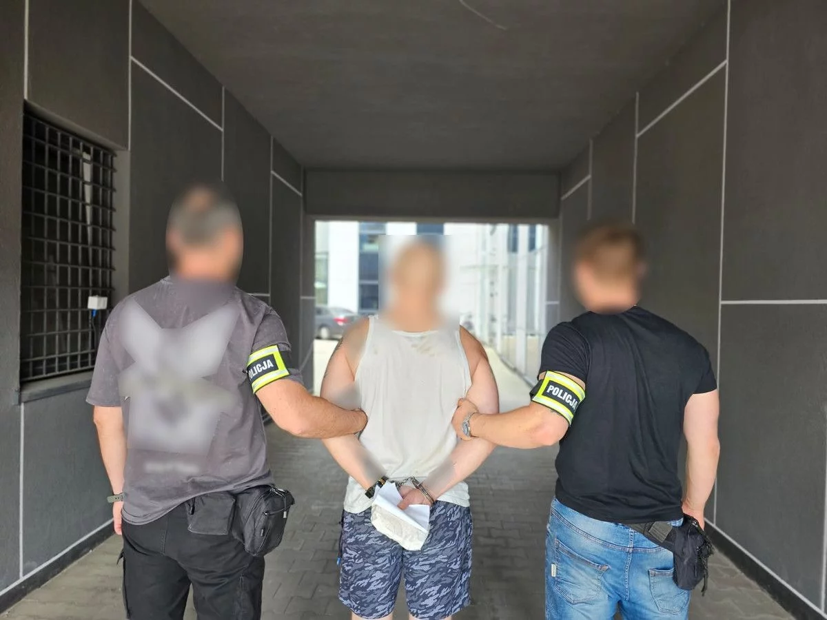 Kradzieże samochodów Łodzi. Pościg za złodziejem po Polesiu