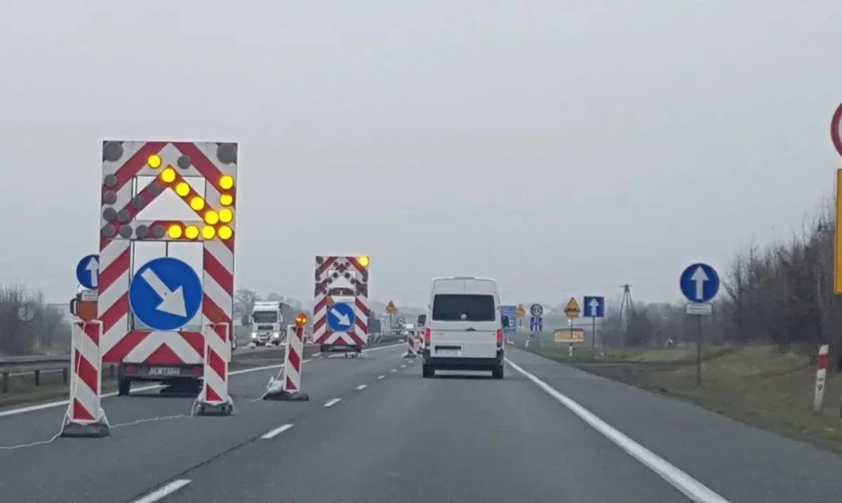 Poranne utrudnienia na A1 i S8 w woj. łódzkim. Lepiej sprawdzić przed wyjazdem