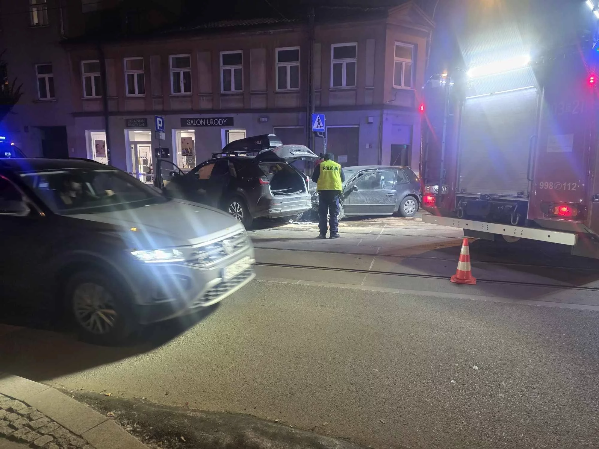 Wypadek w centrum Łodzi. Opóźnienia i objazdy w komunikacji miejskiej
