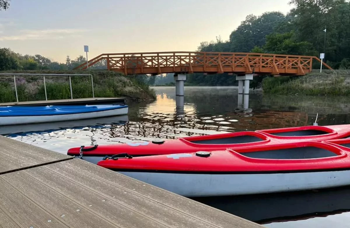 Hit na weekend blisko Łodzi. Park linowy, wakeboard i plaża w Lisowicach