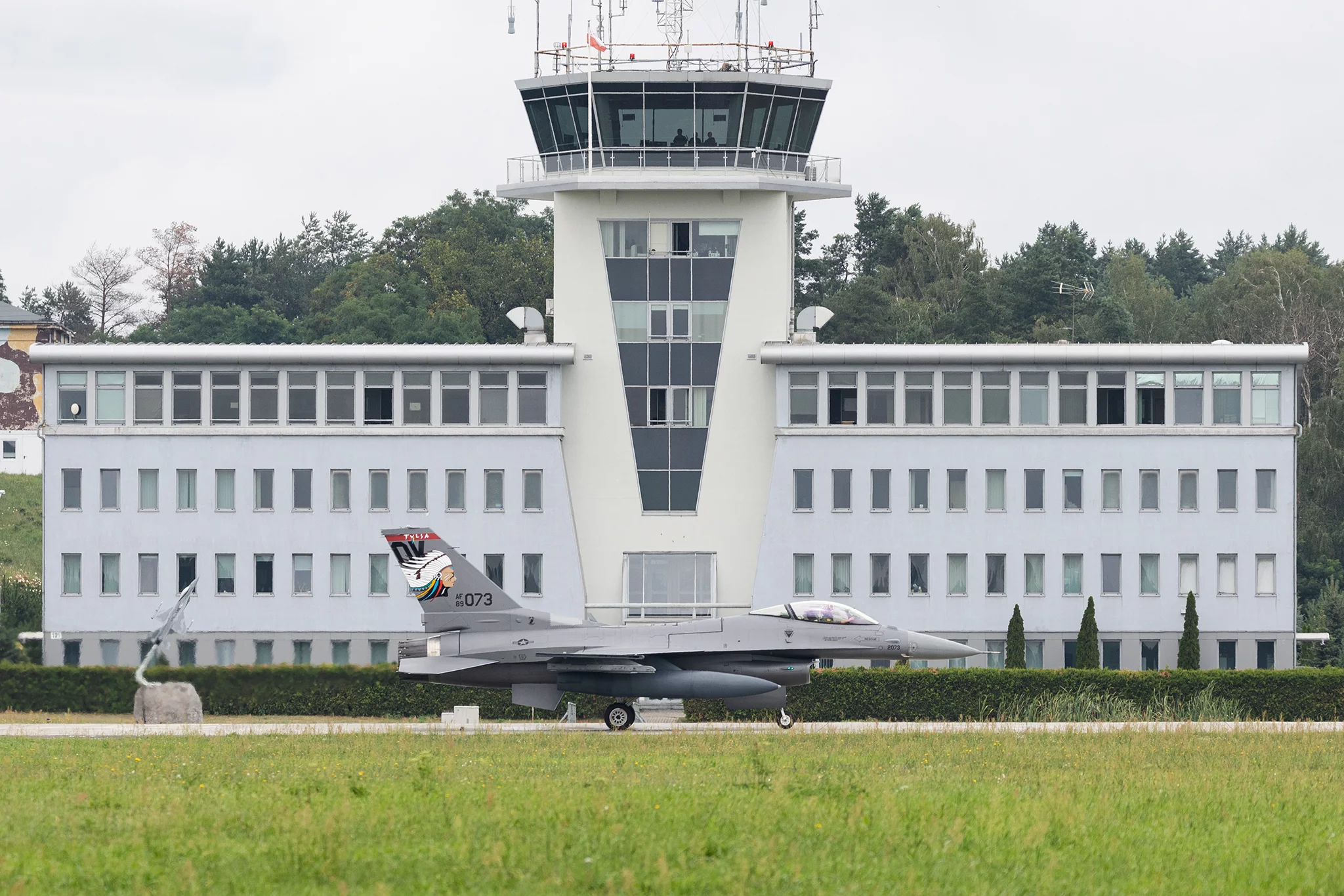 32. Baza Lotnictwa Taktycznego w Łasku rekrutuje. Podano stawki