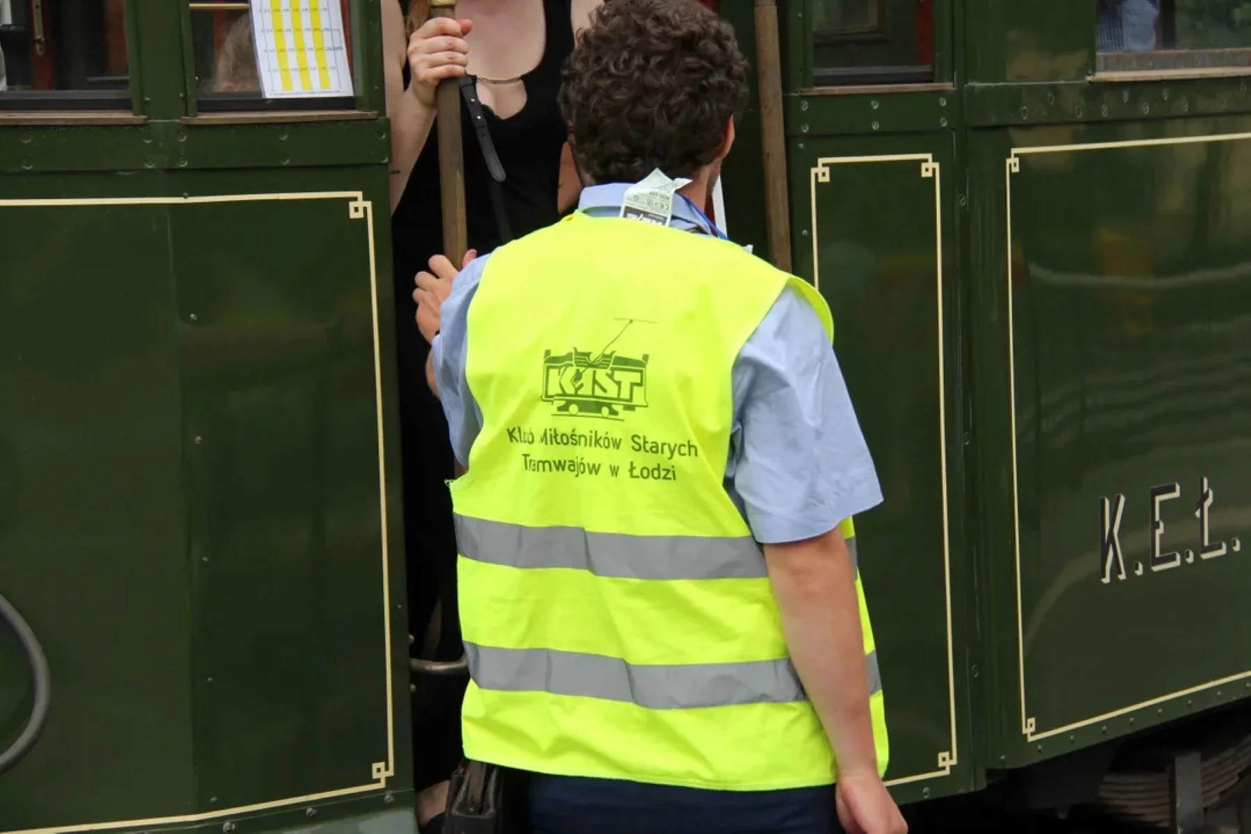 Ten tramwaj jeździ od 125 lat! Łączy Łódź z bardzo ważnym sąsiadem