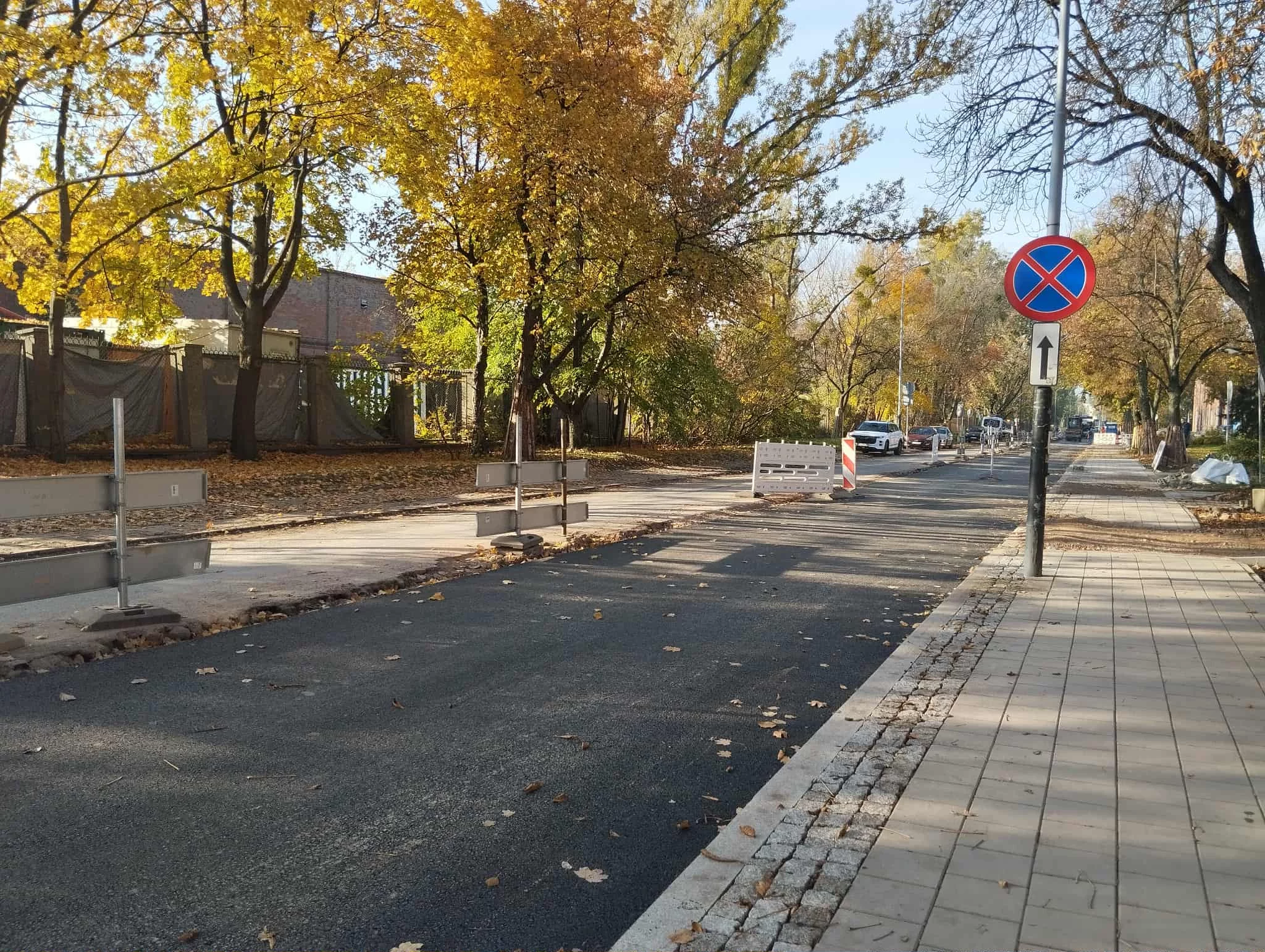 Trwa remont Tymienieckiego. Kiedy ruszy modernizacja Tylnej?