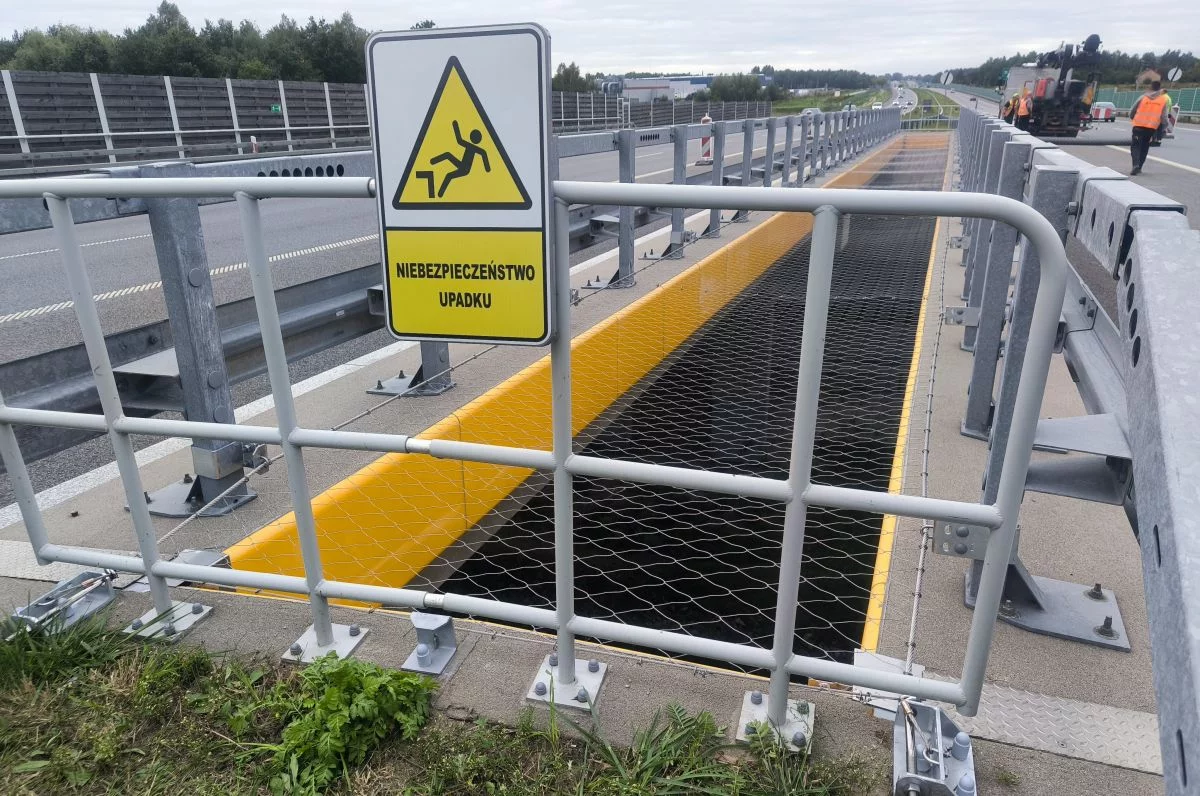 Będzie bezpieczniej na A1 i S14. Nowe zabezpieczenia na łódzkich trasach
