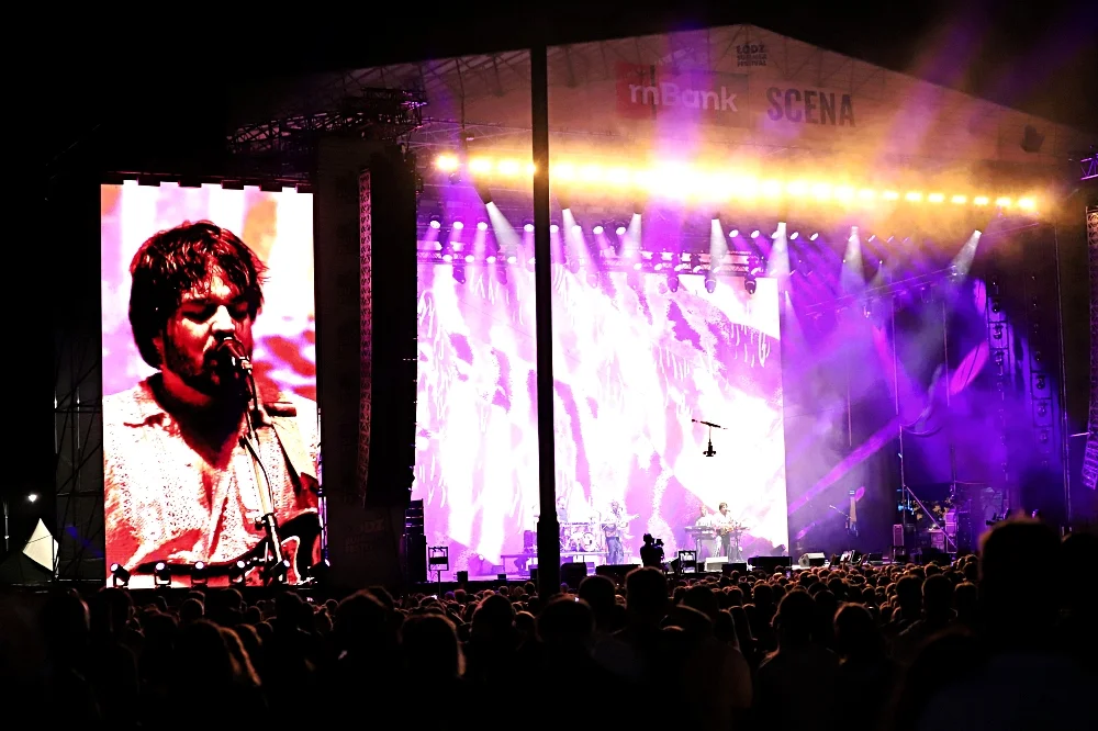 Łódź Summer Festiwal rozpoczęty. Na scenie głównej Smolasty, Król, White 2115 i Milky Chance