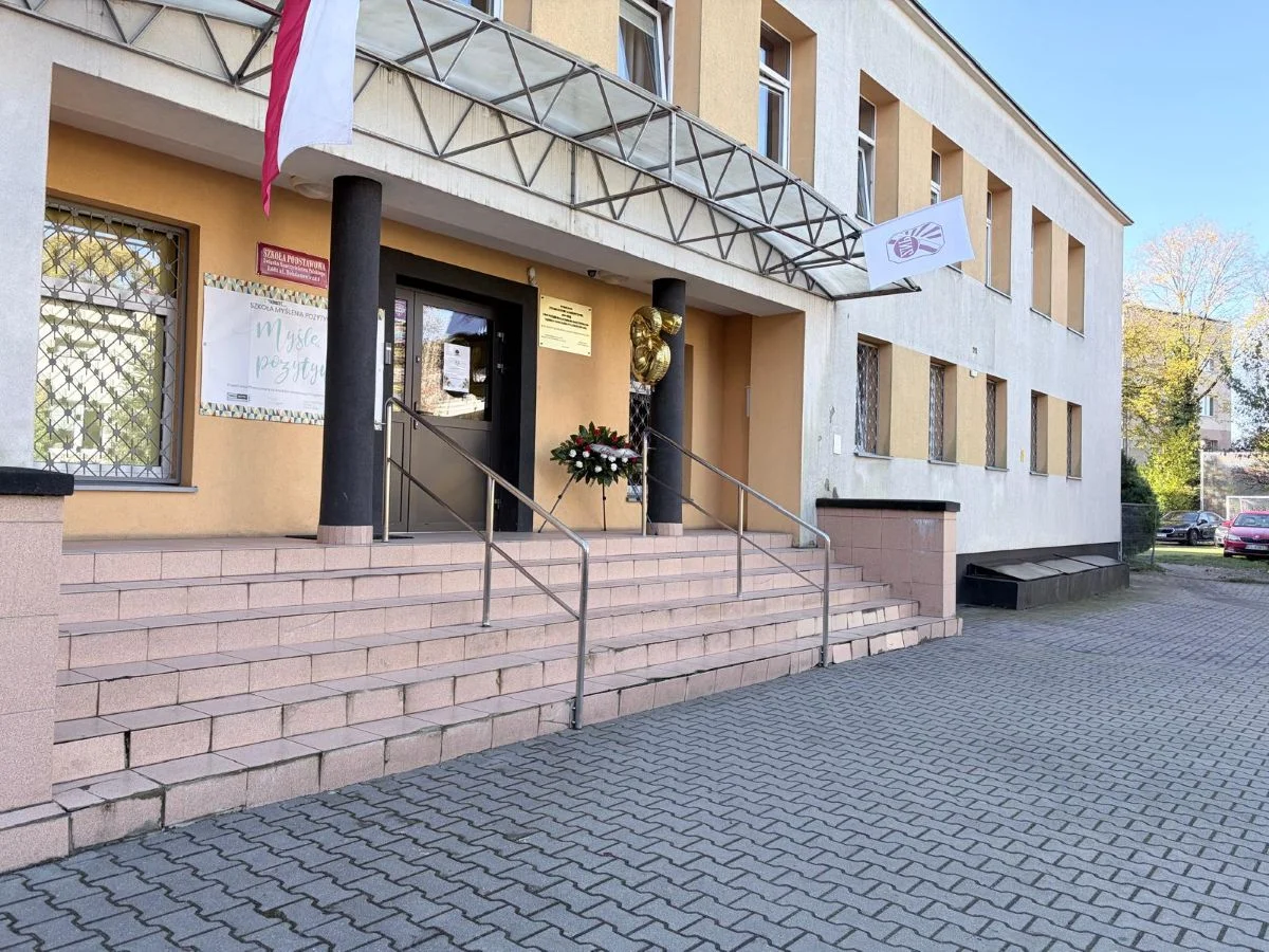 Wielkie święto łódzkiej szkoły. Przyjechała wiceminister, a jedna historia rozbawiła wszystkich