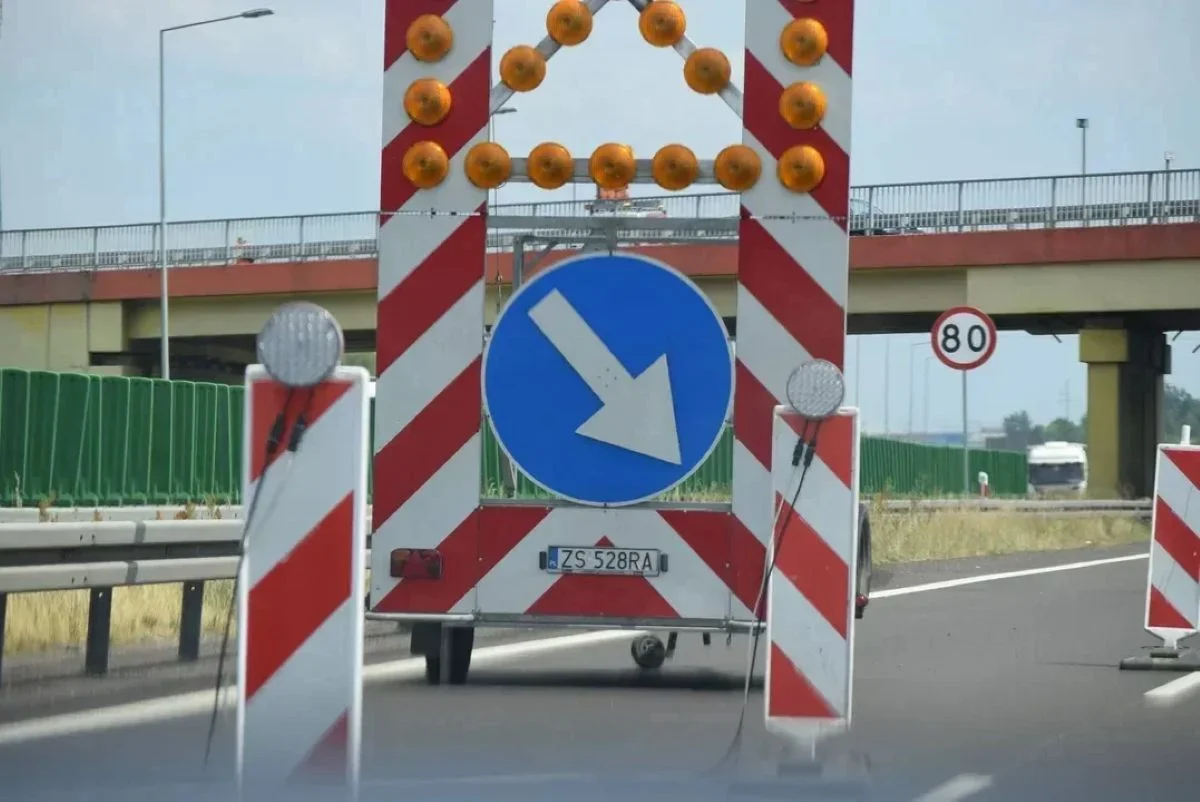 Wolniej na S8 w woj. łódzkim. Na tym odcinku kierowców czekają utrudnienia
