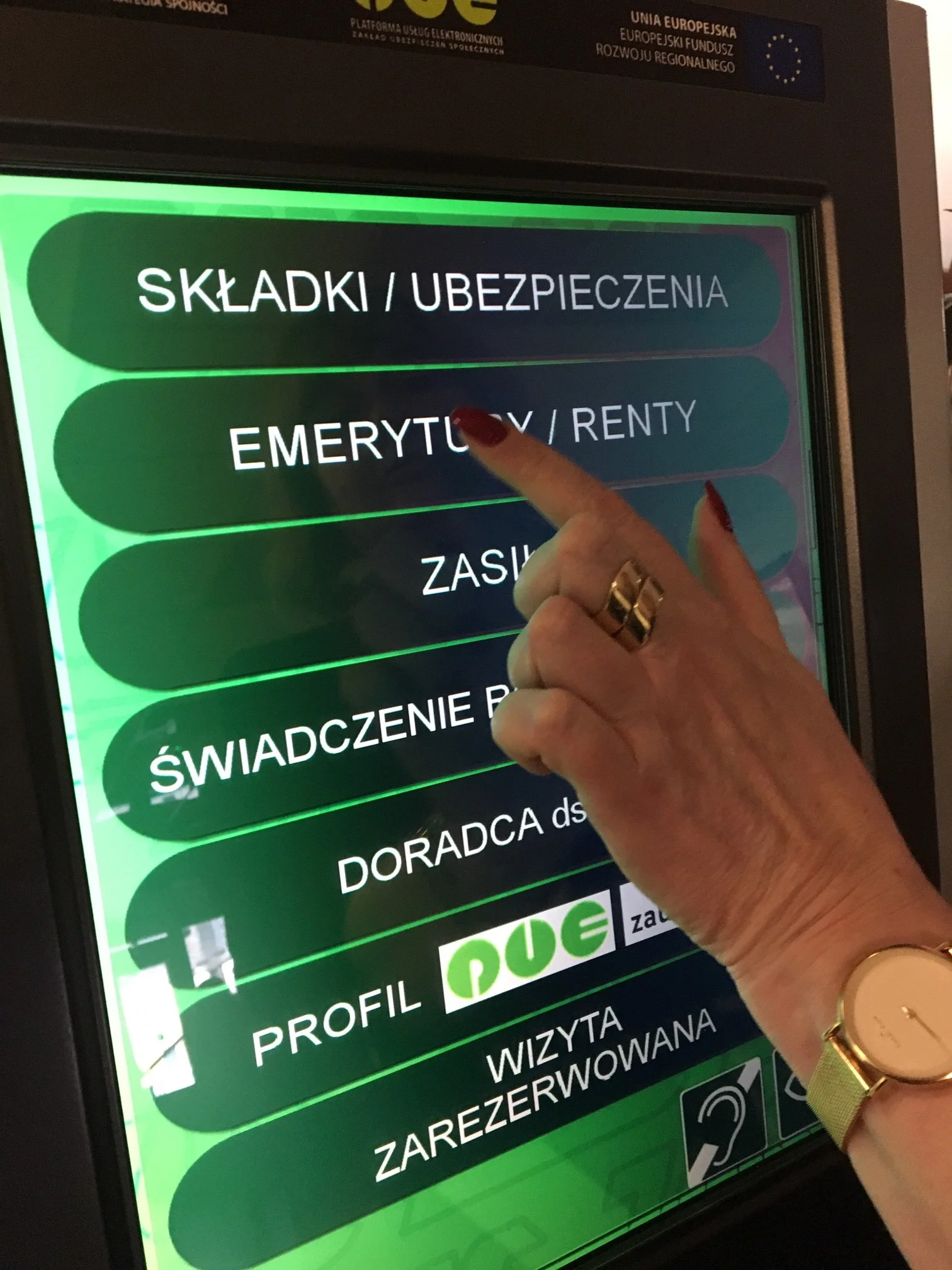Przyszedł do ZUS w Łodzi z jednym pytaniem. Teraz dostaje wyższą emeryturę
